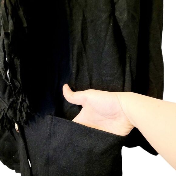 2/$20 Vintage 90s Heritage House 100% Wool black cardigan - Picture 4 of 8